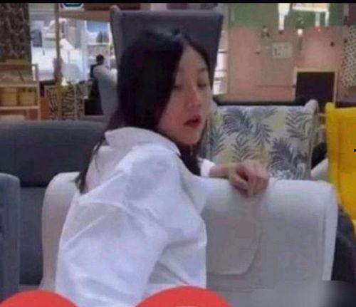 胖姐小鱼爆料事件视频播放,揭秘事件背后真相